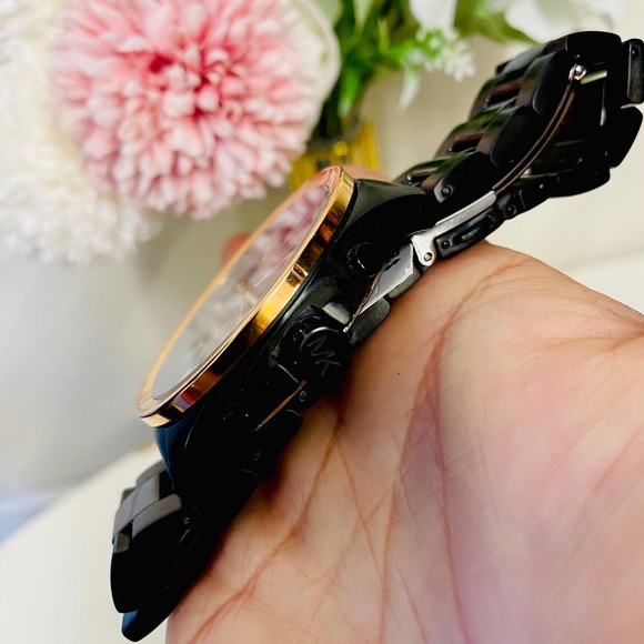 Michael Kors MK8933 Wren Chronograph Black-Tone Stainless Steel Watch - Picture 4 of 5